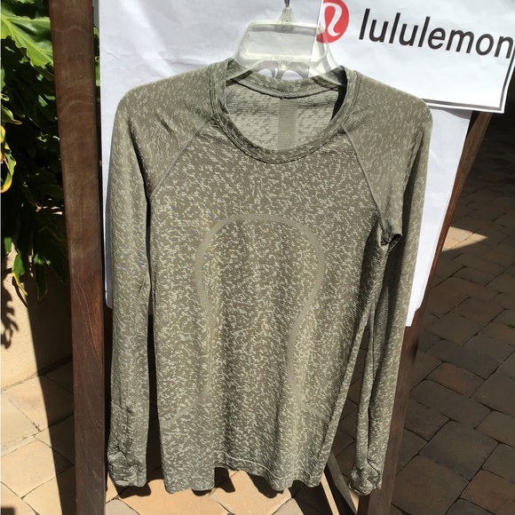 lululemon athletica Tops - Lululemon Swiftly Tech Long Sleeve Top. Color Olive With White